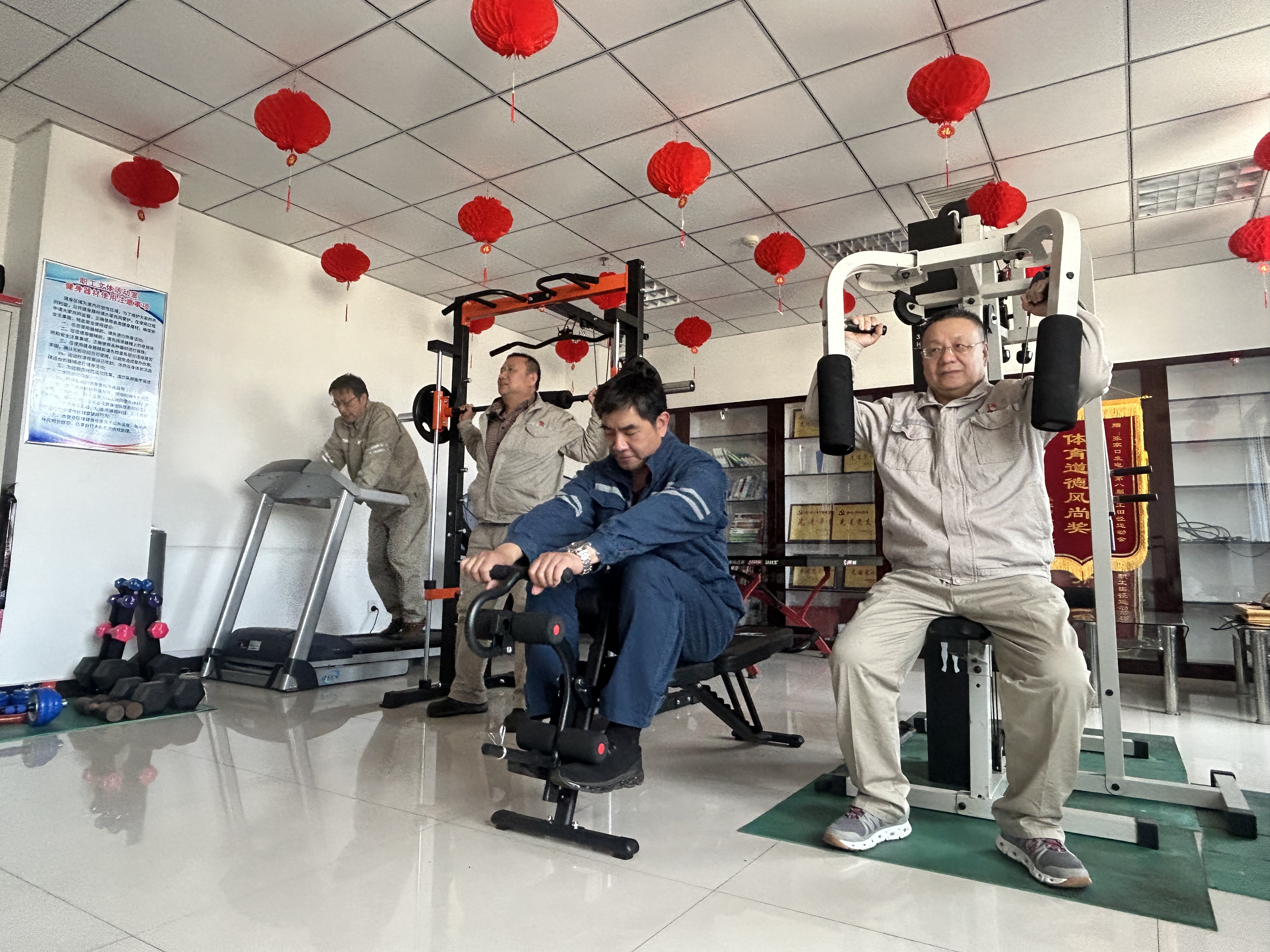 圖 (3).jpg